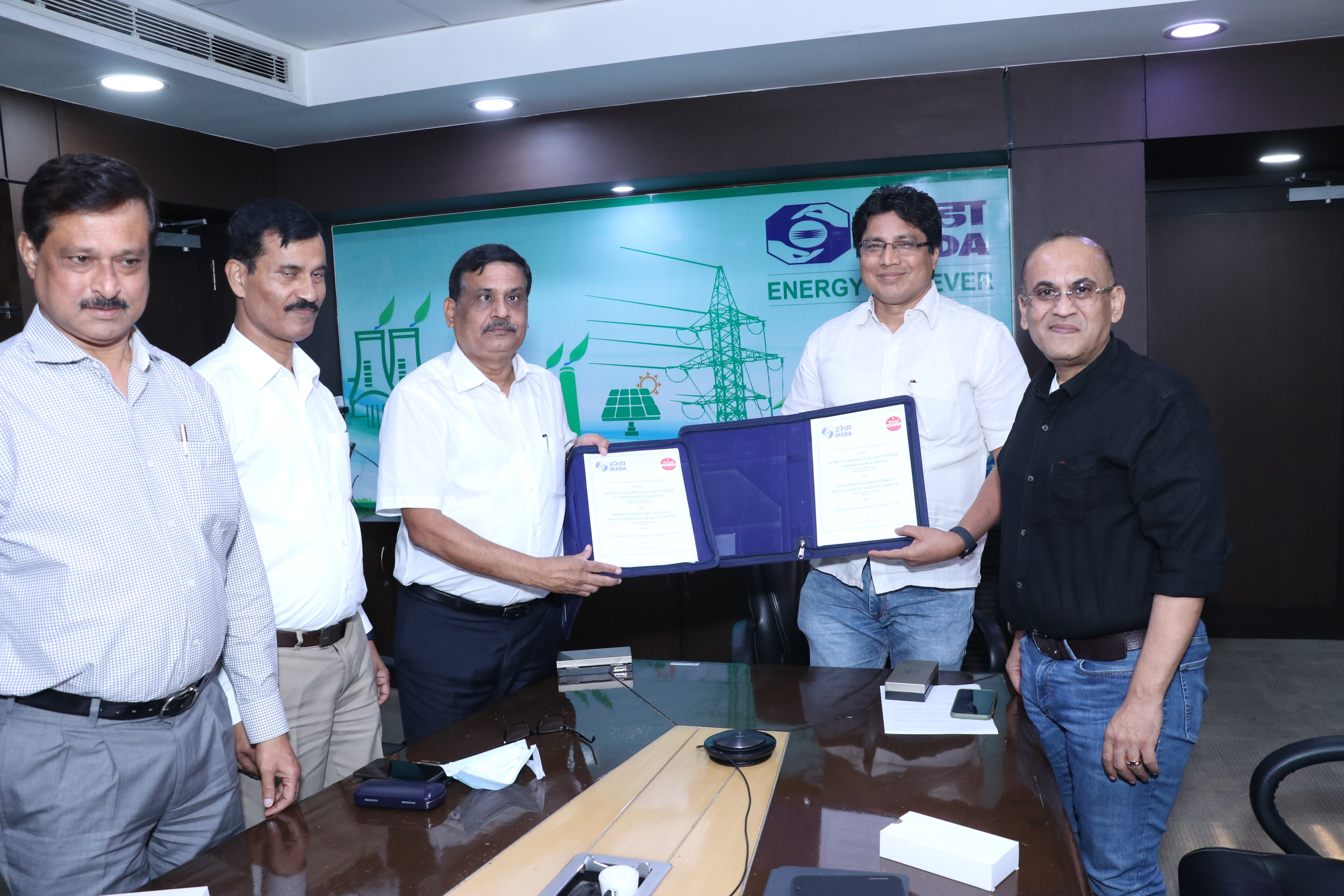 MoU signing between NEEPCO and IREDA
