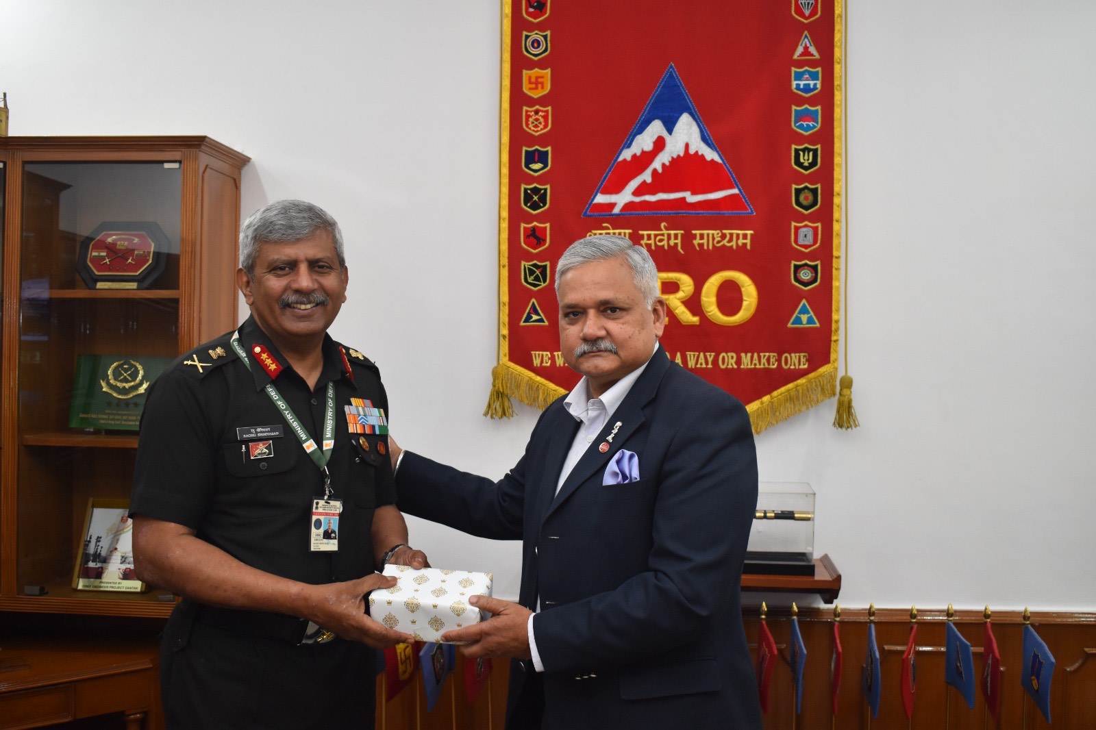 Maj Gen RK Jha, AVSM**(Retd.), Director (P) had an extremely fruitful meeting with Lieutenant General Raghu Srinivasan, Director General (DG) of the Border Roads Organisation (BRO) at HQ DGBR, Naraina, New Delhi