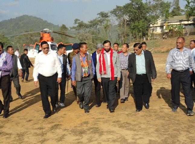 पर्यावरण एवं वन मंत्रालय और सीसी के माननीय केन्द्रीय मंत्री 15/11/2015 पर दोयांग में प्राप्त किया गया था