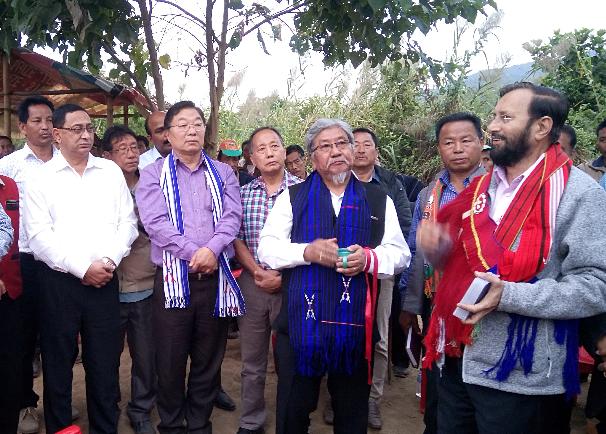 पर्यावरण एवं वन मंत्रालय और सीसी के माननीय केन्द्रीय मंत्री 15/11/2015 पर दोयांग में प्राप्त किया गया था