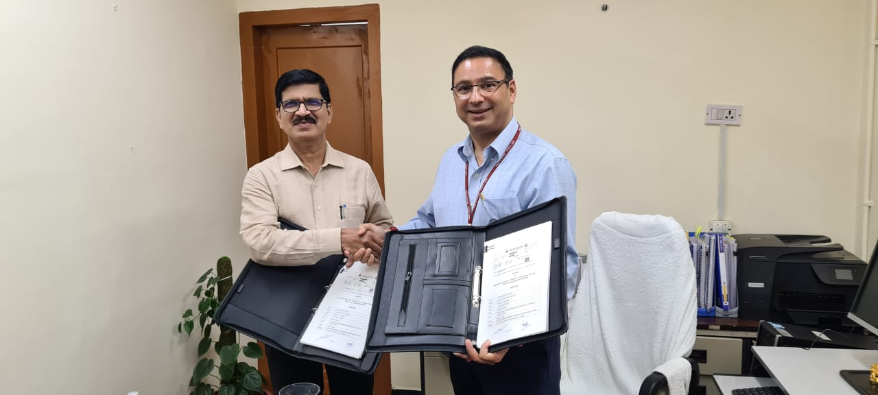 एनएचपीसी और नीपको के बीच समझौते पर हस्ताक्षर