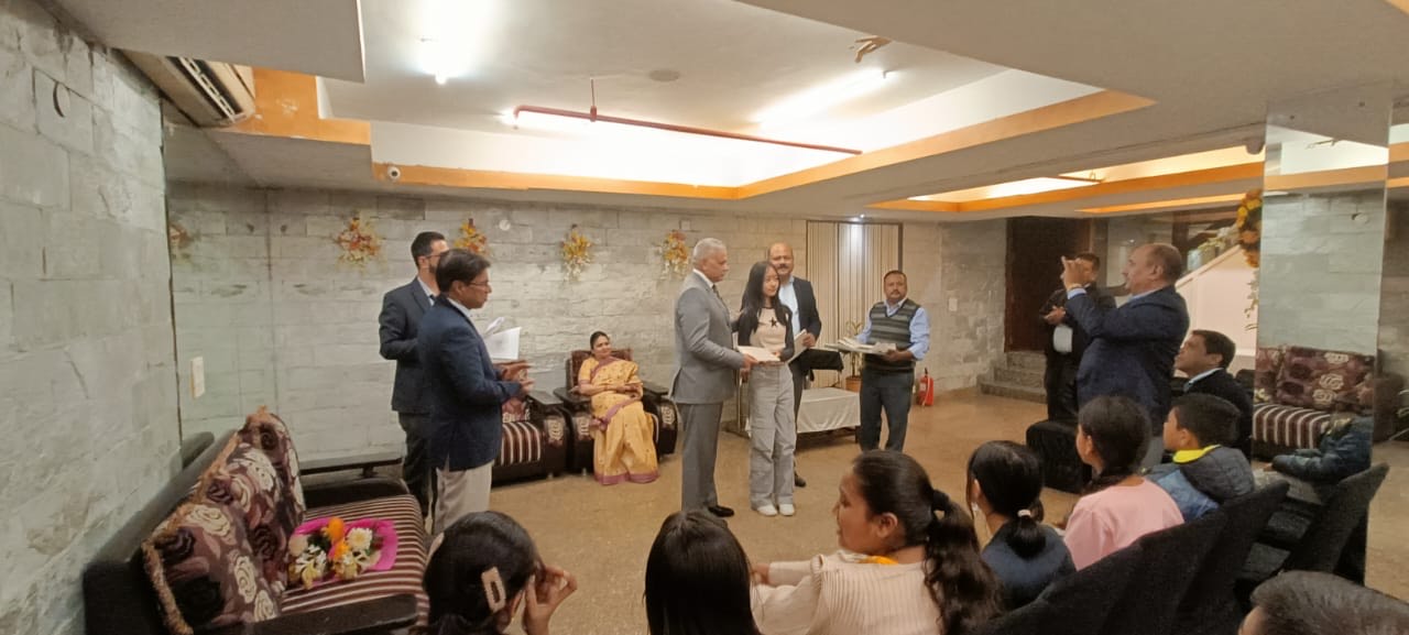 Director (Personnel), NEEPCO interacted with the children competing for the National Level Painting Competition on Energy Conservation-2023