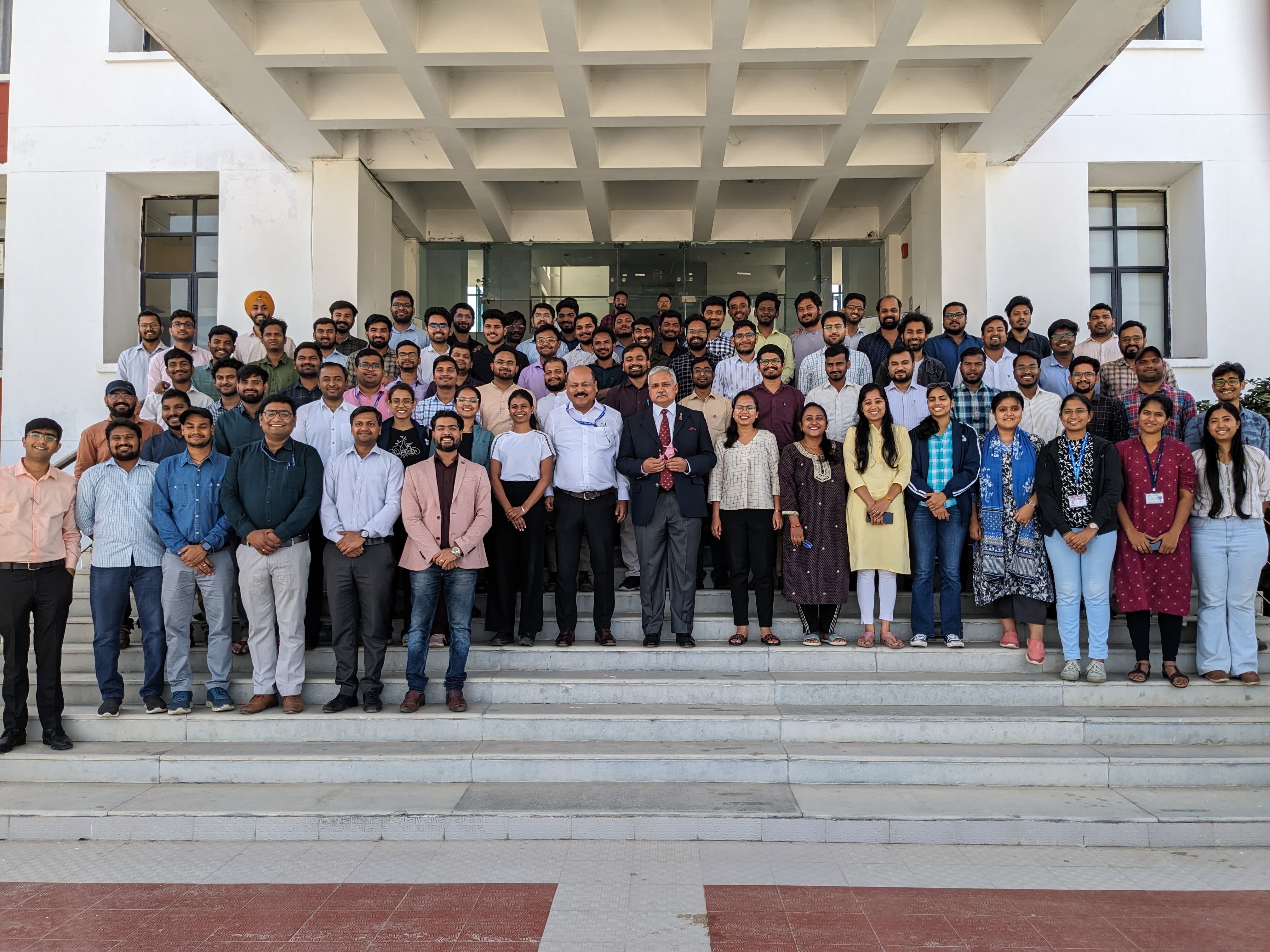 D(P) interacting with the Executive Trainees of CPSEs under Ministry of Power at the Foundation Course organised by NPTI at GNEC, IIT, Roorkee Campus, Greater Noida