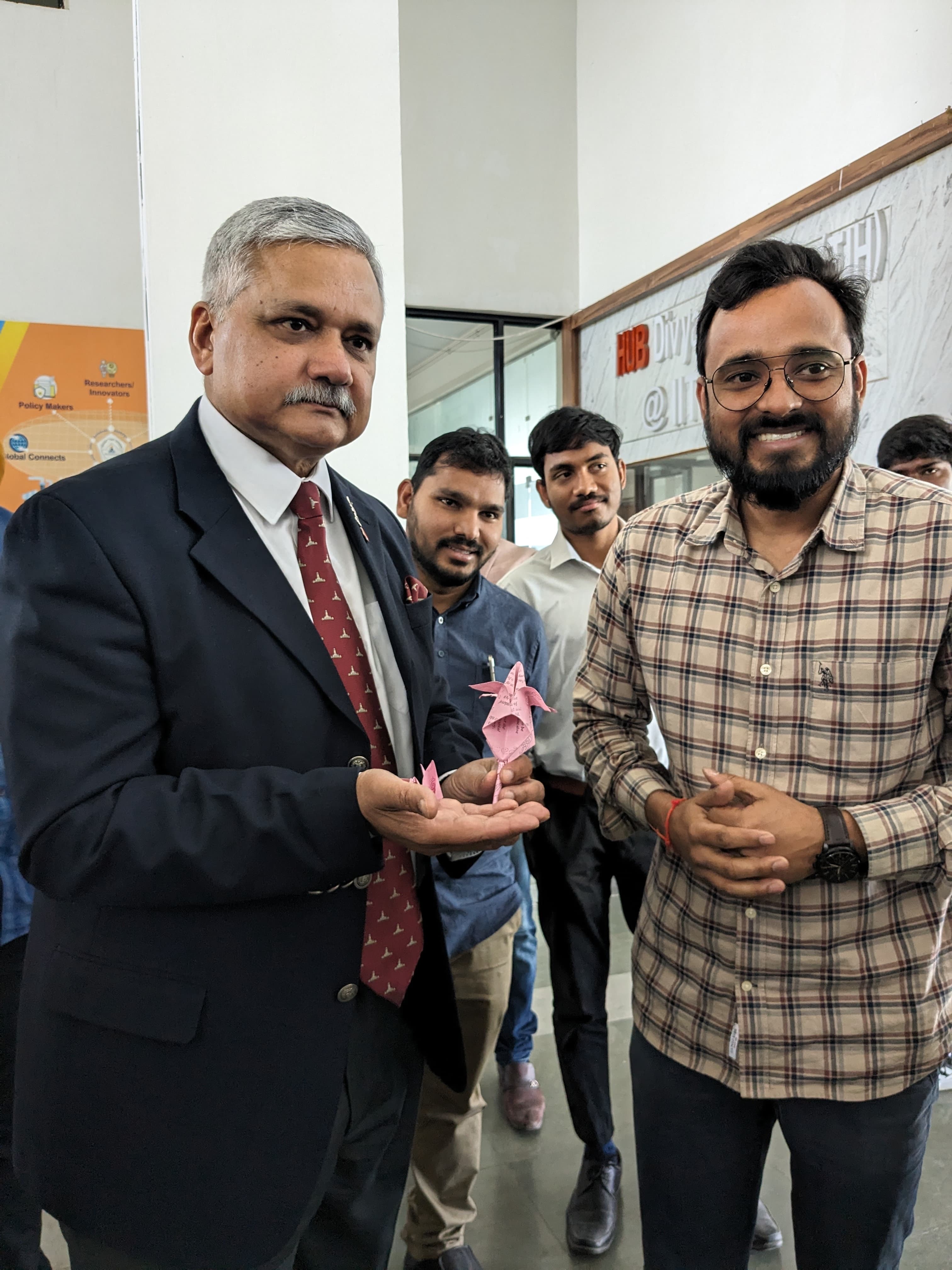 D(P) interacting with the Executive Trainees of CPSEs under Ministry of Power at the Foundation Course organised by NPTI at GNEC, IIT, Roorkee Campus, Greater Noida