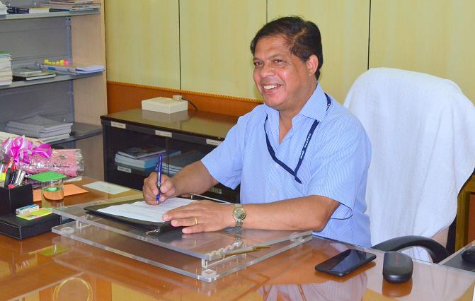 Shri A.G.West Kharkongor has assumed charge as CMD,NEEPCO